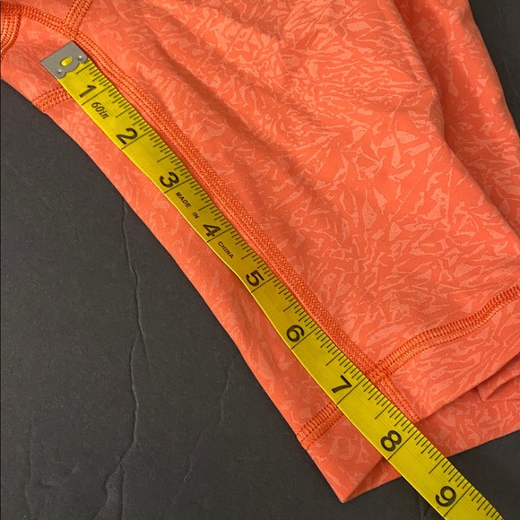 Lululemon Wunder Train High Rise Short 8" in Crunch Warm Coral. Size 4 - Picture 10 of 11